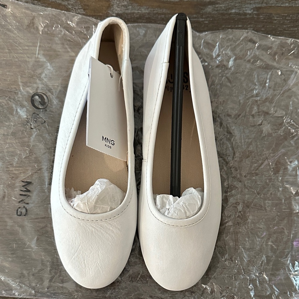 Mango Women's Cream Loafers